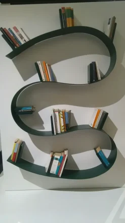 Mensola modello Bookworm di a prezzo Outlet^Kartell Sale