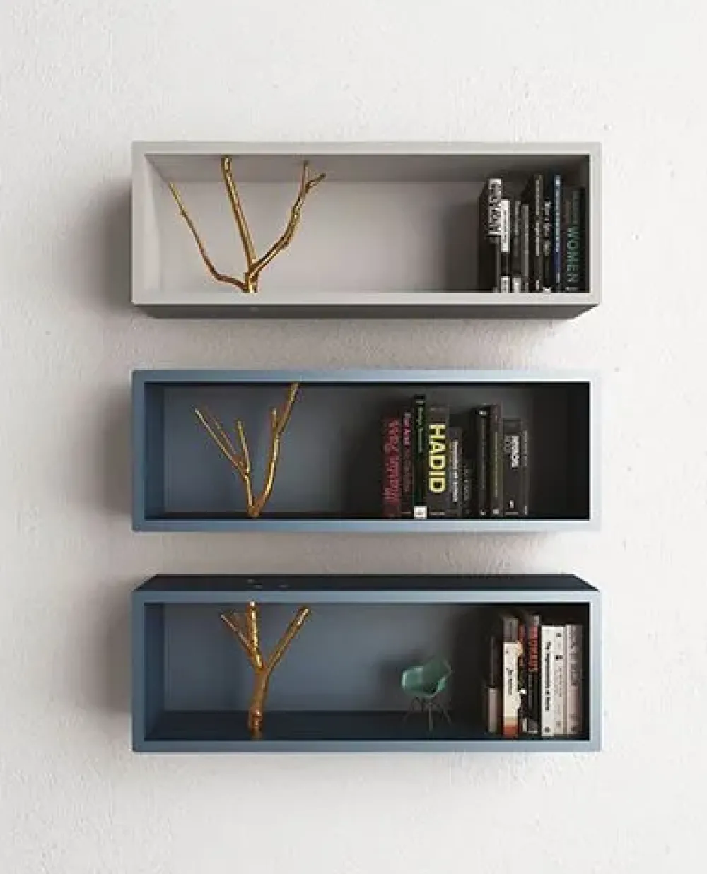 Mensola Tri in stile design in offerta^Minotti Italia New