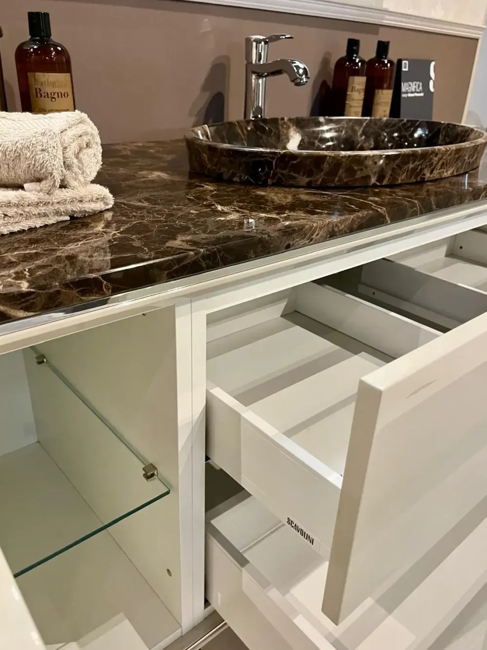 Mobile bagno classico Magnifica di in OFFERTA OUTLET - 20%^Scavolini Hot