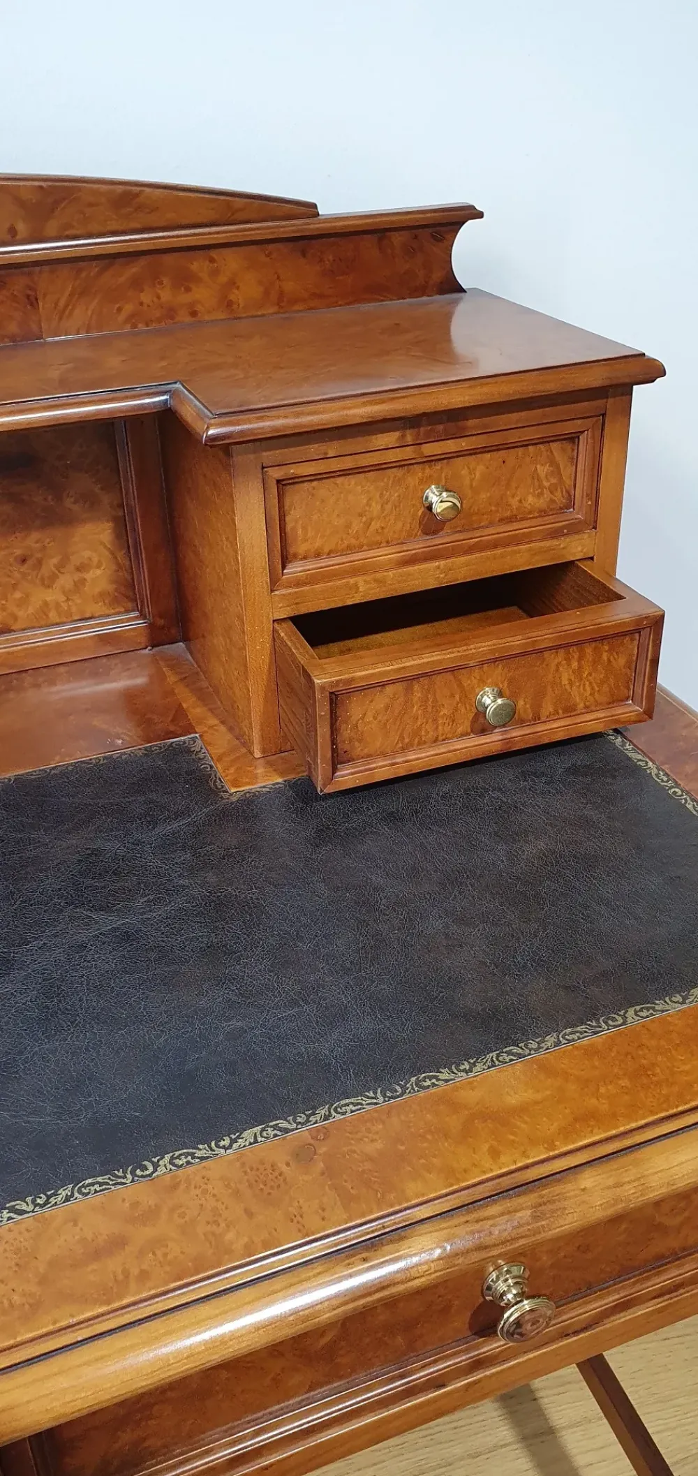 Mobile d'epoca Radica con alzata IN OFFERTA OUTLET Antiquariato