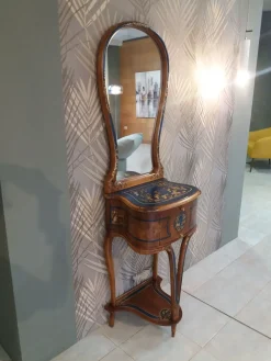 Maestri Artigiani Mobile di Antiquariato in stile rinascimentale con uno sconto del 53%- Antiquariato