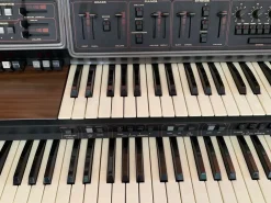 ZR Mobile di antiquariato modello Organo con forte sconto- Antiquariato