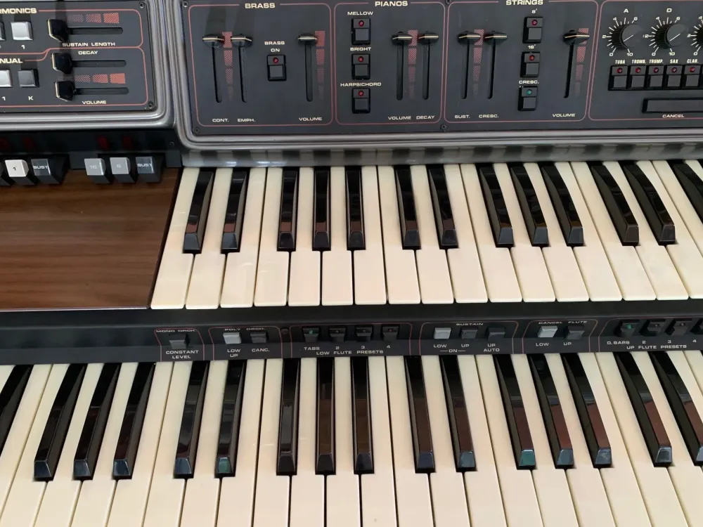 ZR Mobile di antiquariato modello Organo con forte sconto- Antiquariato