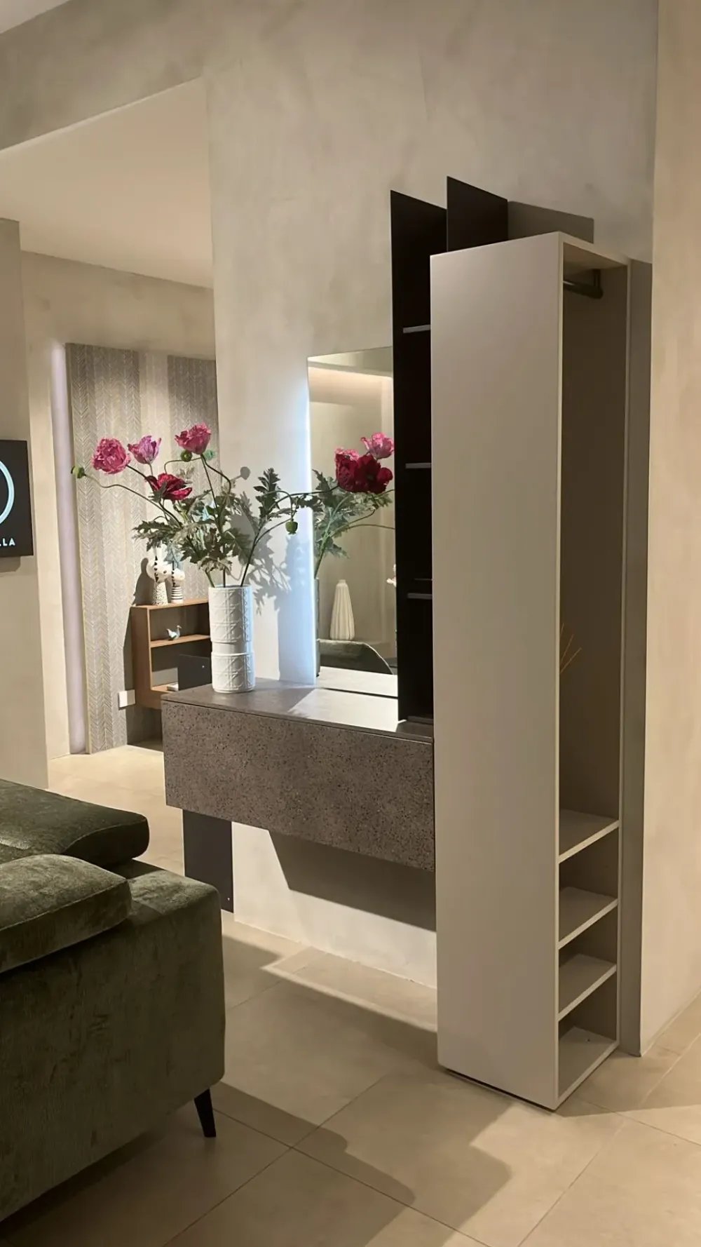 Outlet Mobile ingresso A terra modello Ingresso di Mobili Ingresso