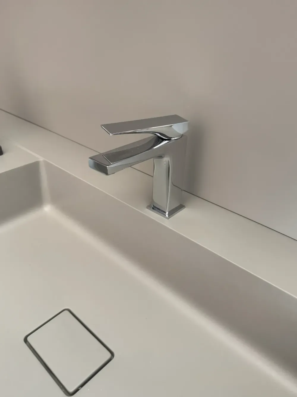 Edone Mobile per il bagno Hexis in offerta- Mobili Bagno Sospeso