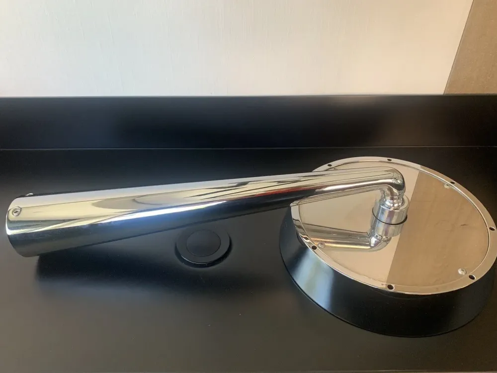 Mobile per il bagno Cono soffione anticalcare a parete, orientabile, finitura cromo 45151 031 completo di braccio doccia a prezzi outlet Mobili Bagno Sospeso