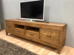 Mobile porta tv Frida di con uno SCONTO IMPERDIBILE^Artigianale