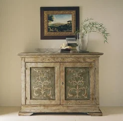 Artigianale Mobile soggiorno modello Credenza  laccata stile fiorentino in promo-sconto del 50% di a prezzo scontato- Madie