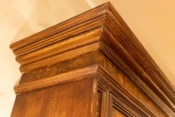 Collezione esclusiva Mobile soggiorno modello Mobile sacrestia noce massello di a PREZZI OUTLET- Pareti Attrezzate