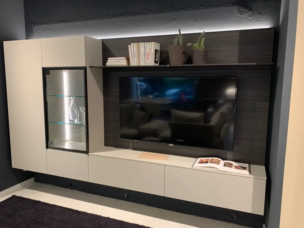 NovaMobili Mobile soggiorno modello Soggiorno vetrina brunito di a PREZZI OUTLET- Pareti Attrezzate