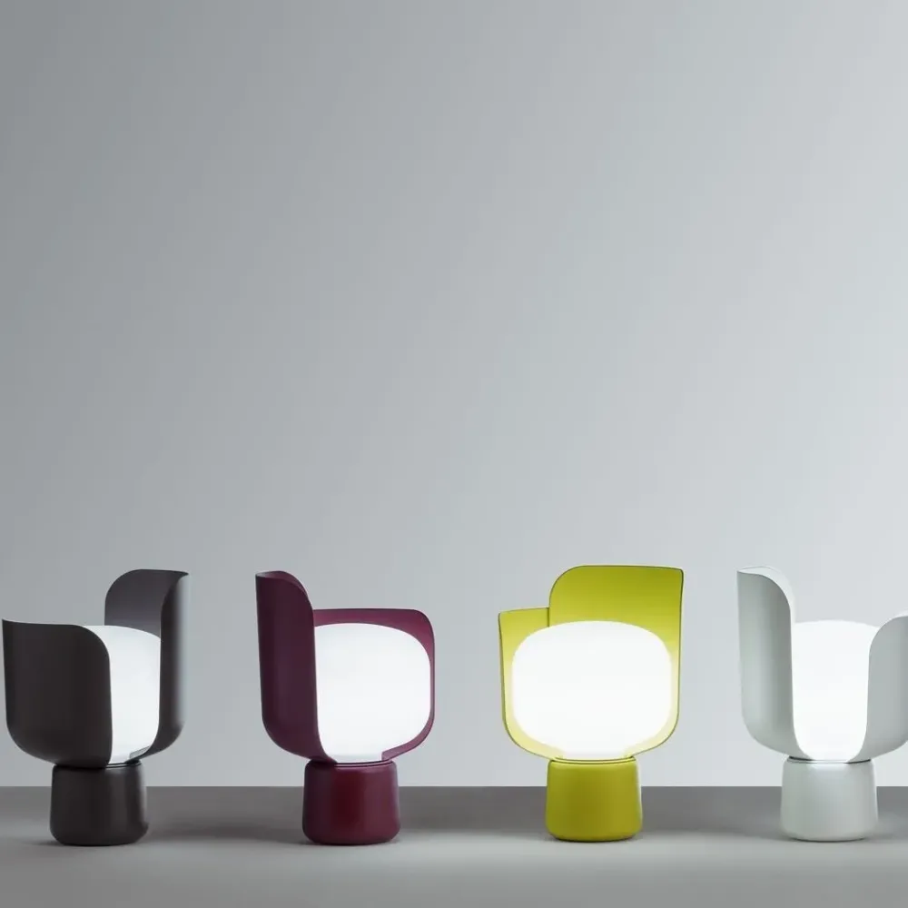 Fontana Arte Offerta Outlet: Lampada da tavolo Blom- Lampade Da Tavolo