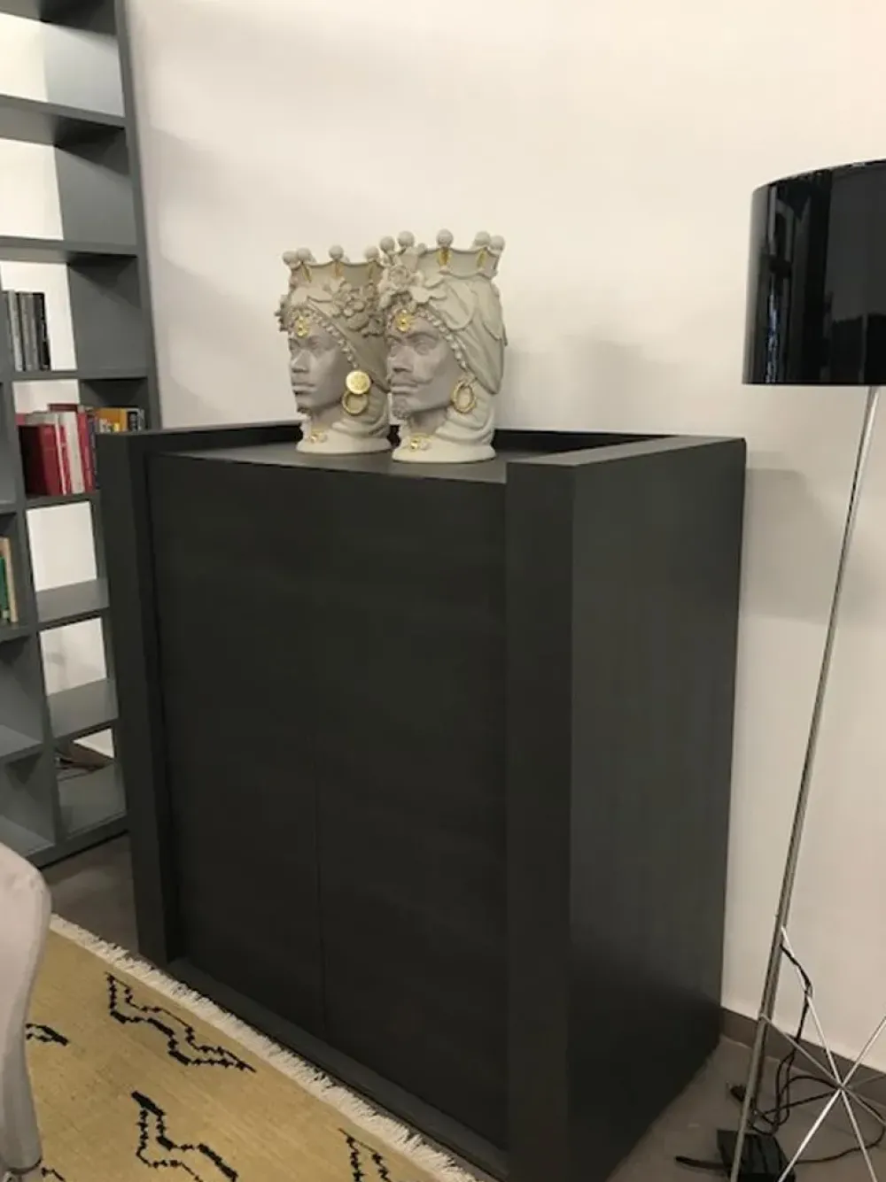 Halifax Offerta Outlet: Madia Frame 3 di in stile design. Acquistala subito!- Madie