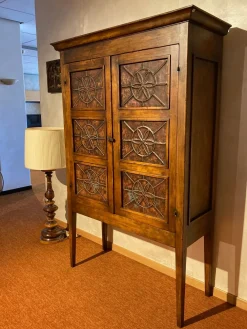 Artigianale Offerta Outlet: Madia Massello stile classico .- Madie