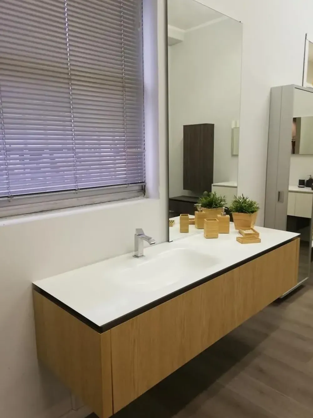 Online Offerta Outlet: Mobile Bagno Puro. Acquista ora! Mobili Bagno Sospeso