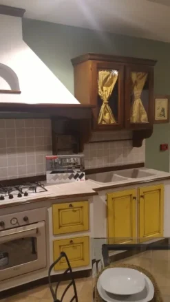 OFFERTA SCONTO 57% CUCINA VITTORINA IN MASSELLO E FINTA MURATURA^Mobilificio Fratelli Marzi Clearance