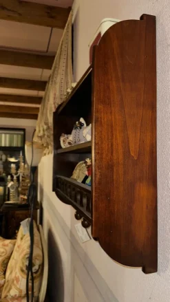 Online Oggettistica classica Bacheca mensole appendiabiti dolfi di a prezzo ribassato Oggettistica