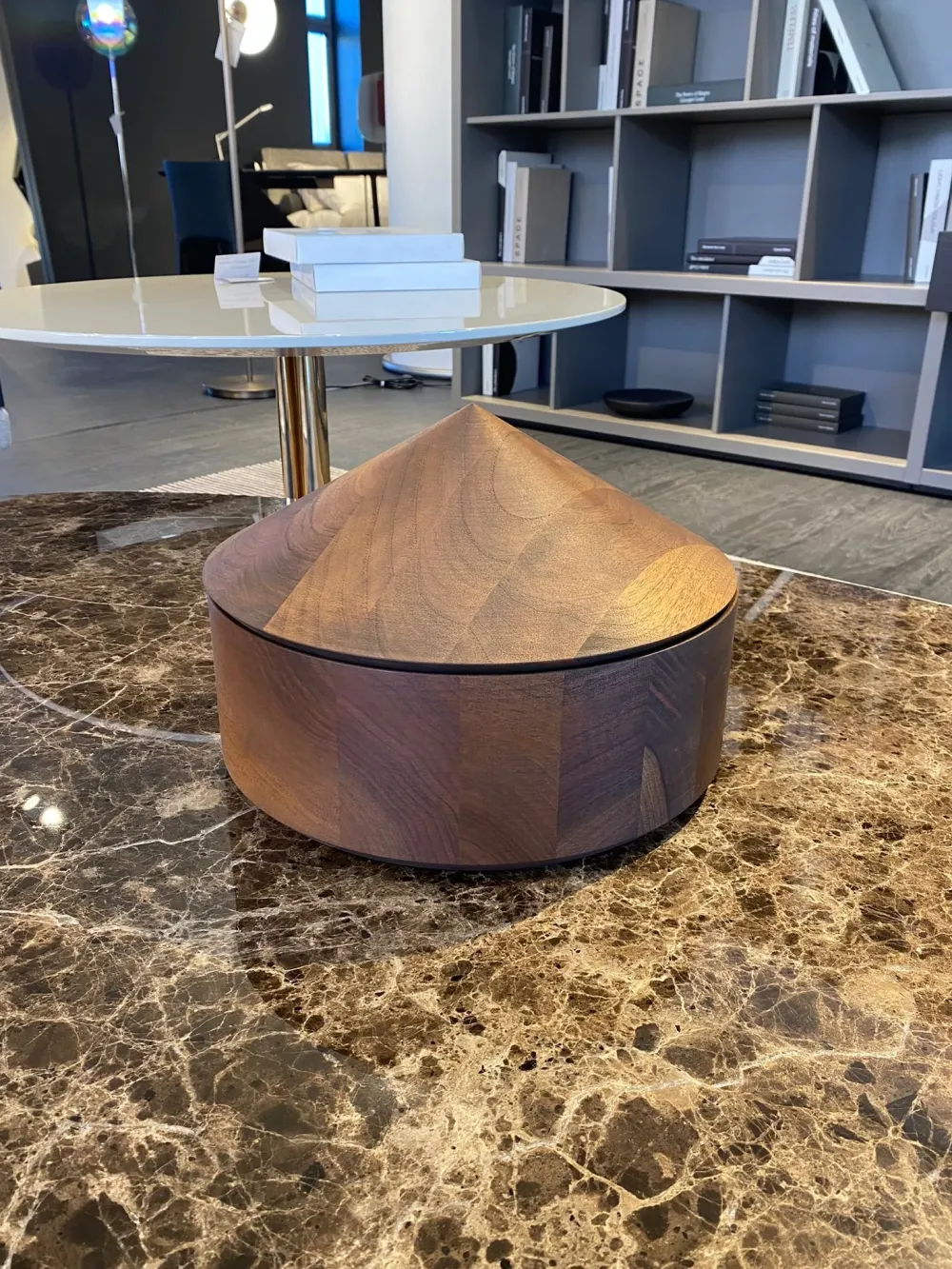 Oggettistica Cono noce con uno SCONTO IMPERDIBILE approfittane ora!^Poliform Sale