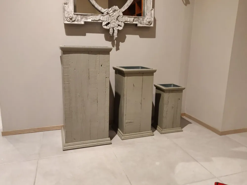 Oggettistica Db 1350 fioriera a prezzo Outlet^Dialma Brown Hot