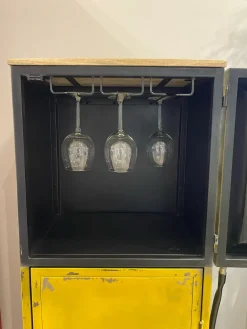 Outlet Oggettistica design modello Yellow gasoline di in Offerta Outlet Oggettistica