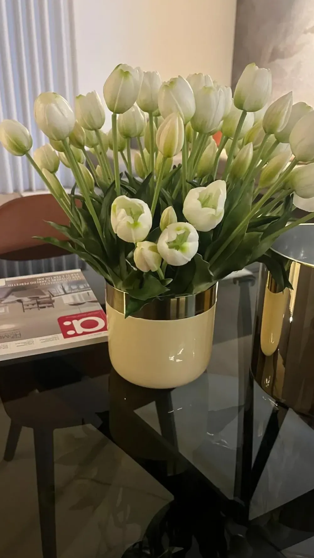 Artigianale Oggettistica design Vaso bicolor ottone e crema di scontata del 28%- Oggettistica