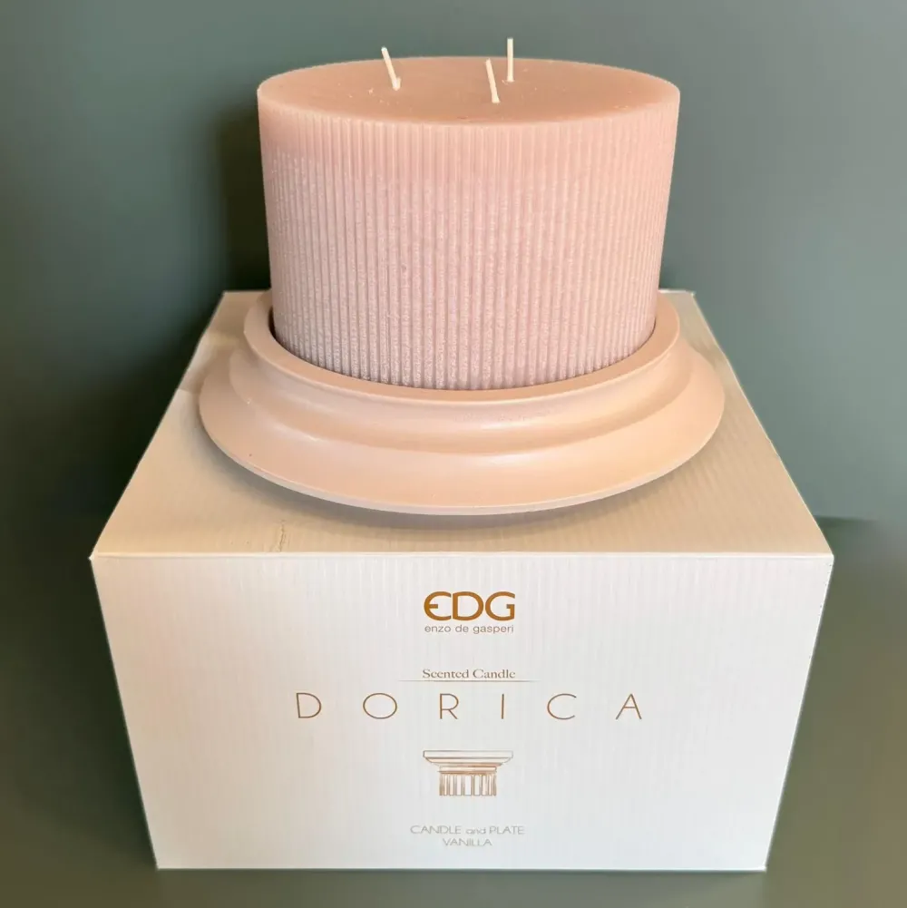 Oggettistica modello Candela dorica con piatto grande di a prezzi outlet Oggettistica