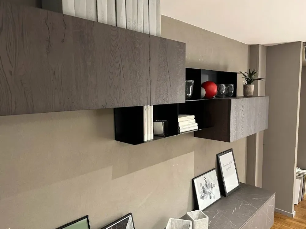 New Parete attrezzata Asia in stile moderno a prezzo scontato Pareti Attrezzate