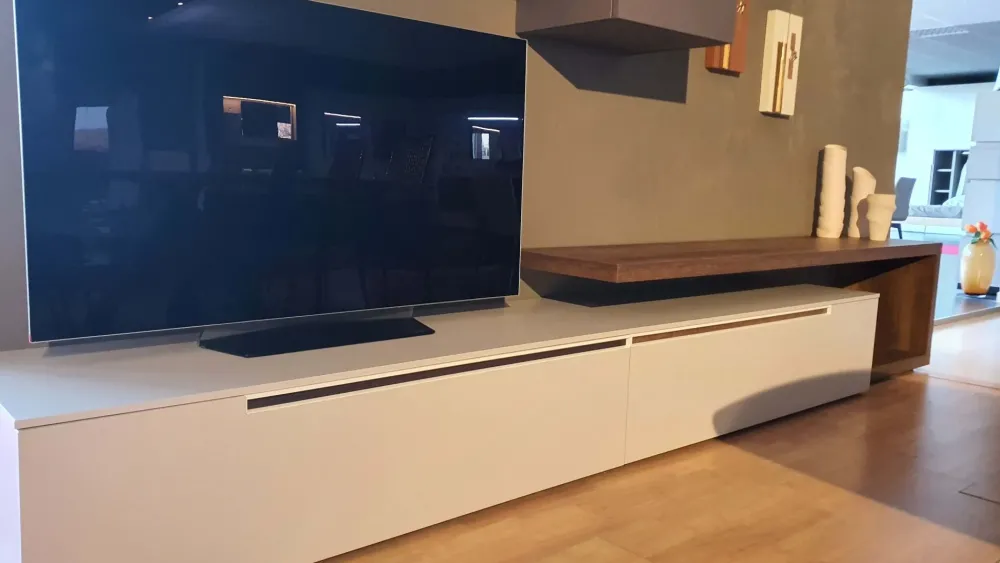 Parete attrezzata Atlante 2022 in stile design a prezzo ribassato^Tomasella Hot