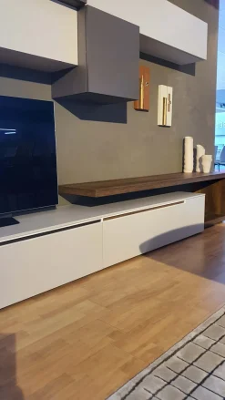 Parete attrezzata Atlante 2022 in stile design a prezzo ribassato^Tomasella Hot