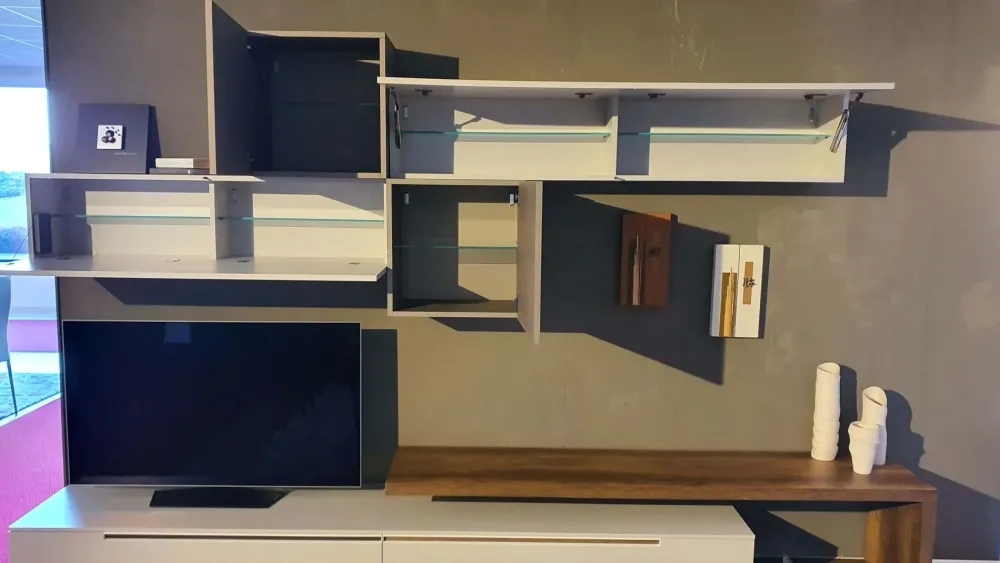 Parete attrezzata Atlante 2022 in stile design a prezzo ribassato^Tomasella Hot