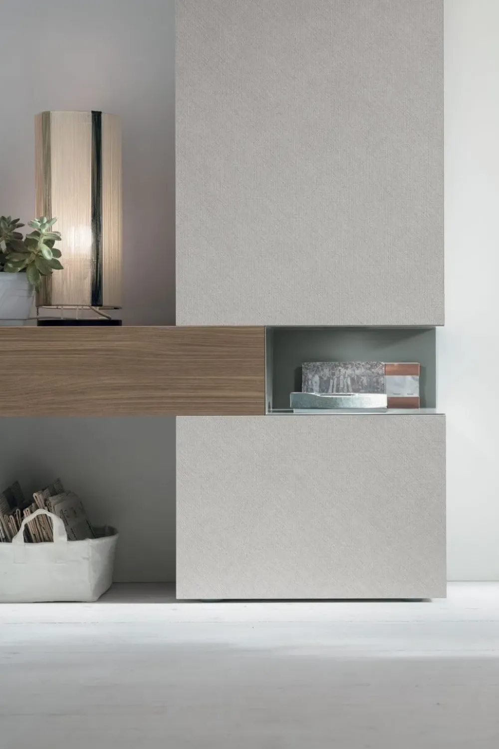 New Parete attrezzata Atlante in stile moderna a prezzo scontato Pareti Attrezzate