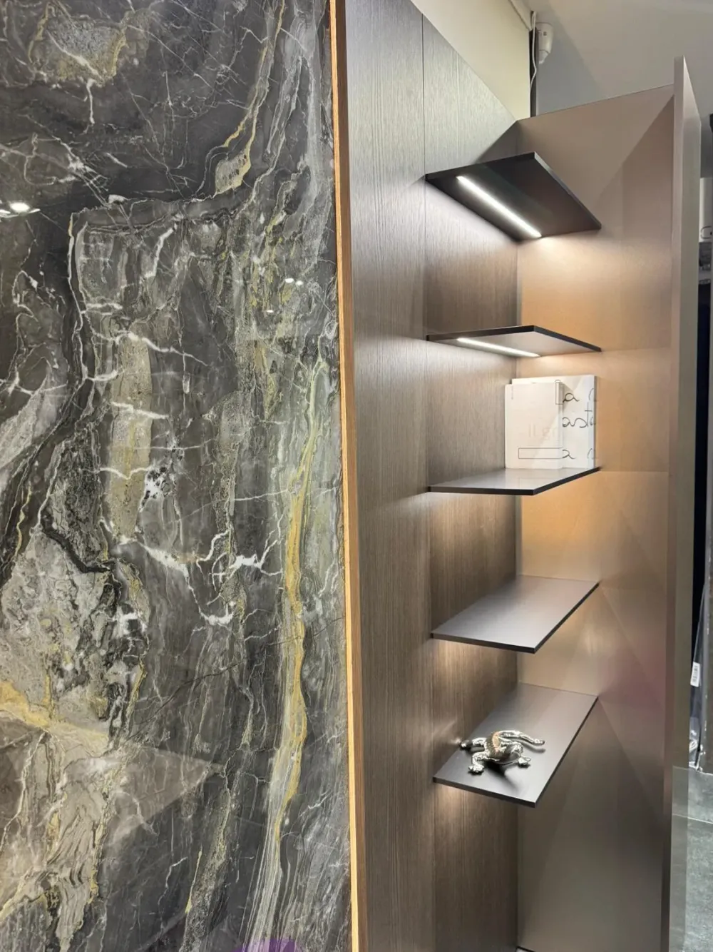 Binova Parete attrezzata Bluna di scontata del 45%- Pareti Attrezzate