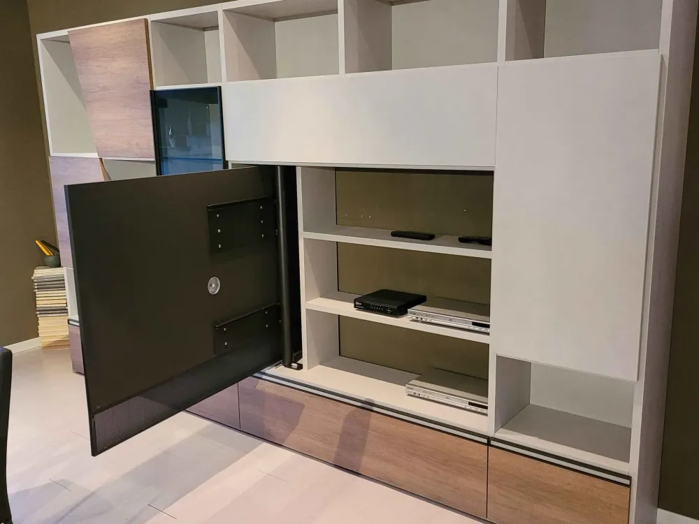 Clearance Parete attrezzata Diagonal 2021 di in OFFERTA OUTLET Pareti Attrezzate