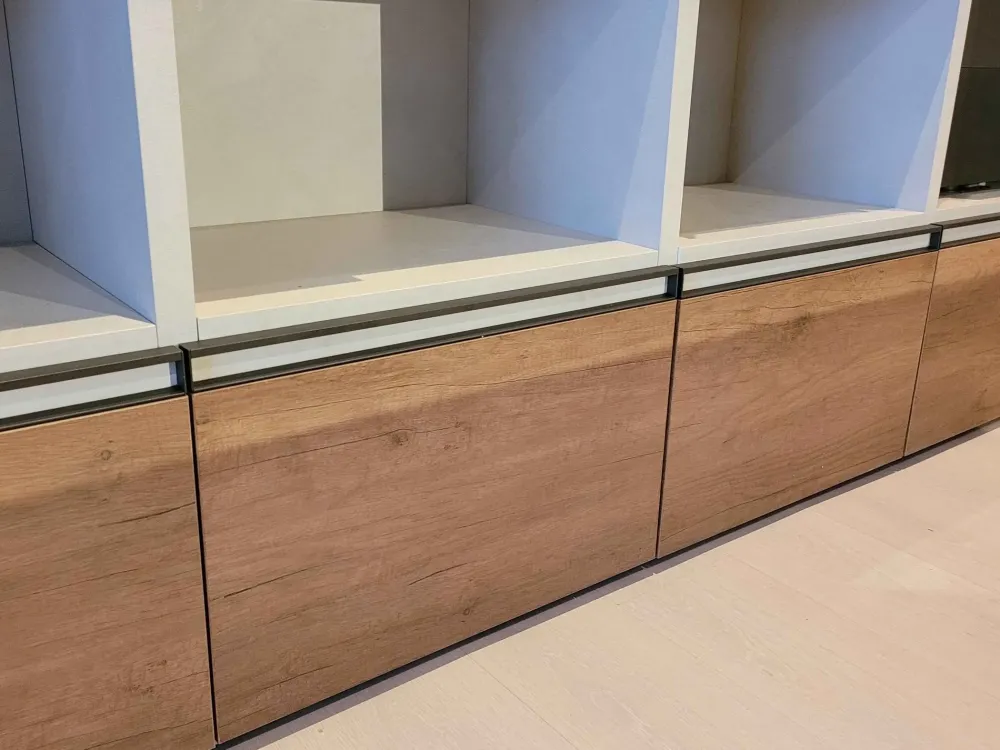 Clearance Parete attrezzata Diagonal 2021 di in OFFERTA OUTLET Pareti Attrezzate