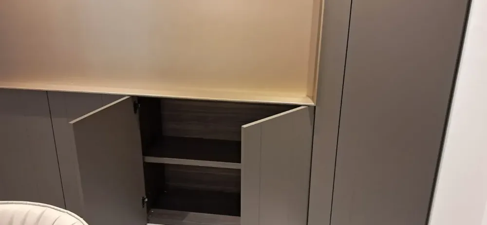 Parete attrezzata Dress code in stile moderna a prezzo ribassato^Olivieri Best