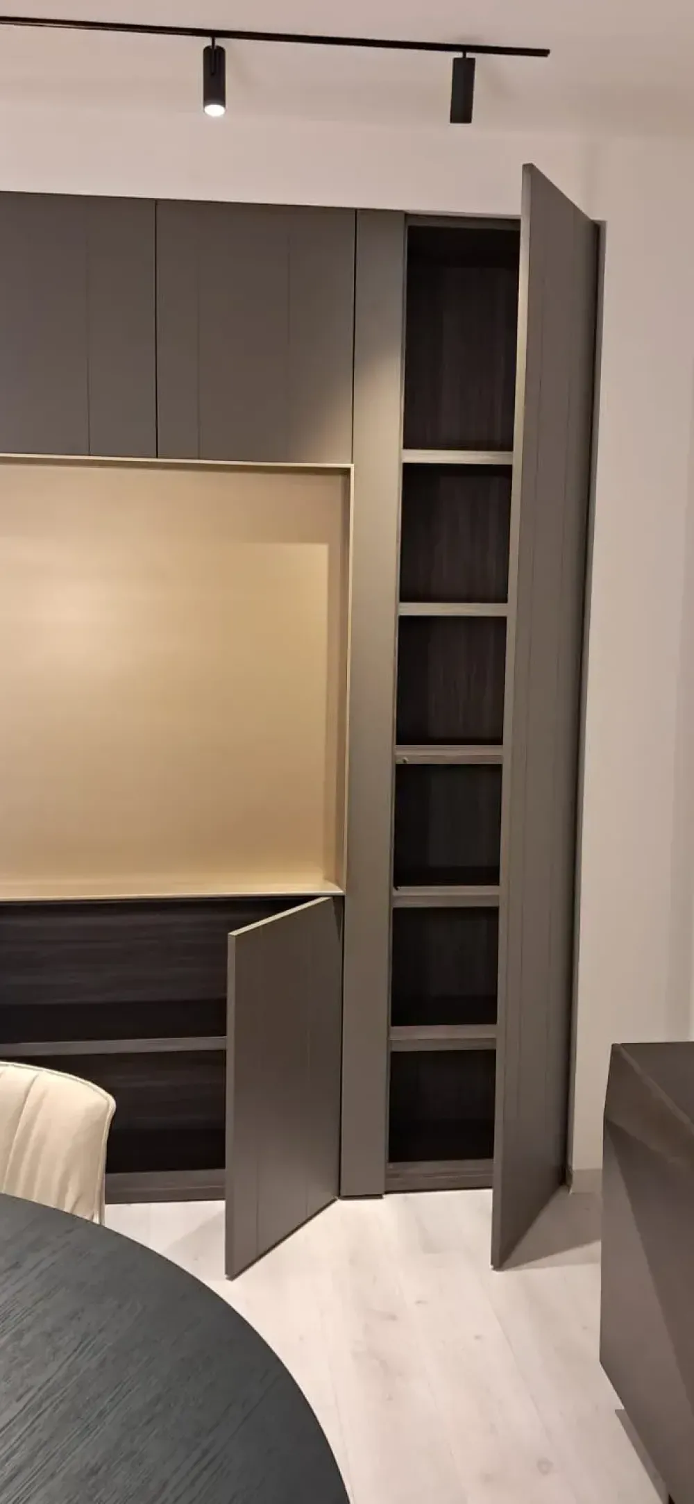 Parete attrezzata Dress code in stile moderna a prezzo ribassato^Olivieri Best