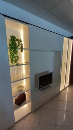 Sale Parete attrezzata Freedhome di in OFFERTA OUTLET Pareti Attrezzate