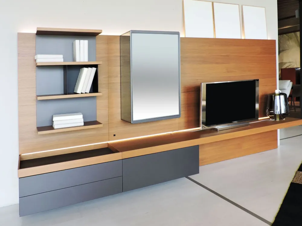 Parete attrezzata Grid della marca con un ribasso esclusivo^Molteni & C New