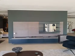 Molteni & C Parete attrezzata Grid dell'azienda con uno sconto esclusivo- Pareti Attrezzate