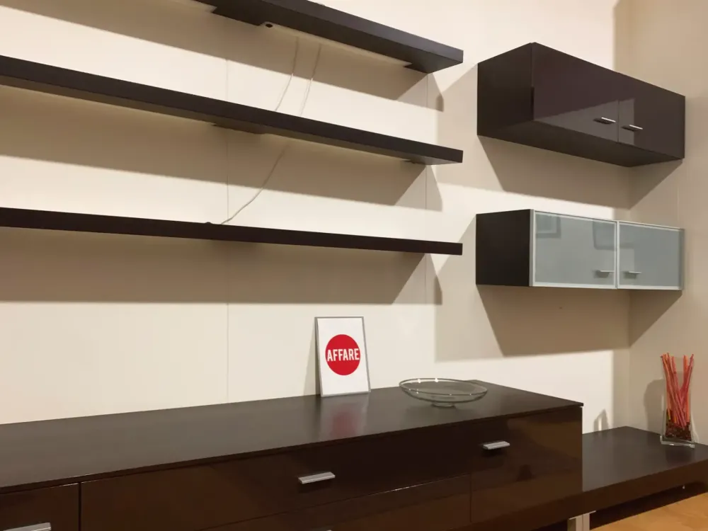 Sale Parete attrezzata Moby del marchio con uno sconto esclusivo Pareti Attrezzate