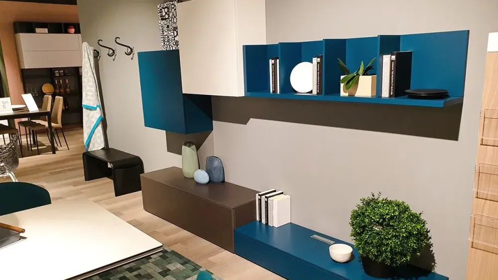 Outlet Parete attrezzata modello Manhattan di : scopri il prezzo Pareti Attrezzate