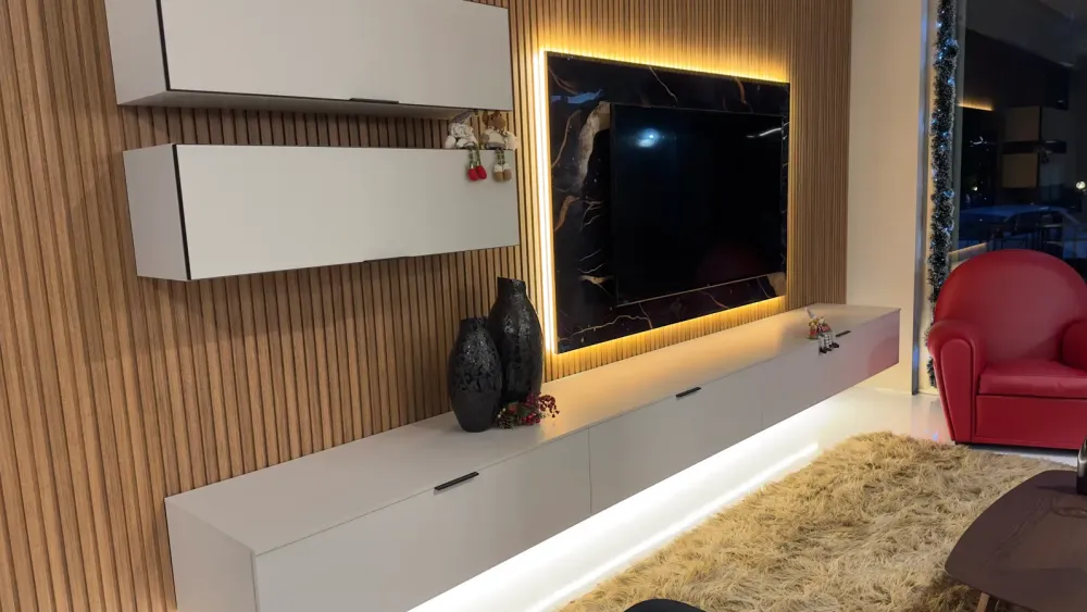 Outlet Parete attrezzata Monopoli di in OFFERTA OUTLET Pareti Attrezzate