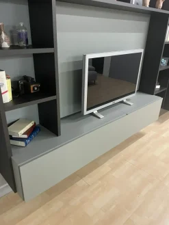 Parete attrezzata in stile design a prezzo ribassato^Orme Hot