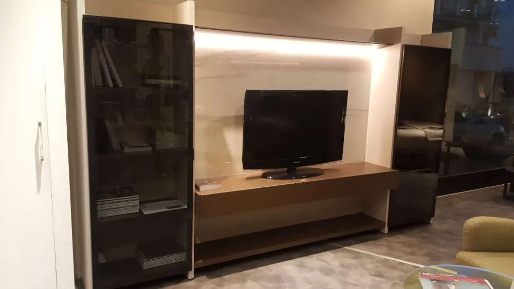 Misuraemme Parete attrezzata Over dell'azienda con uno sconto esclusivo- Pareti Attrezzate