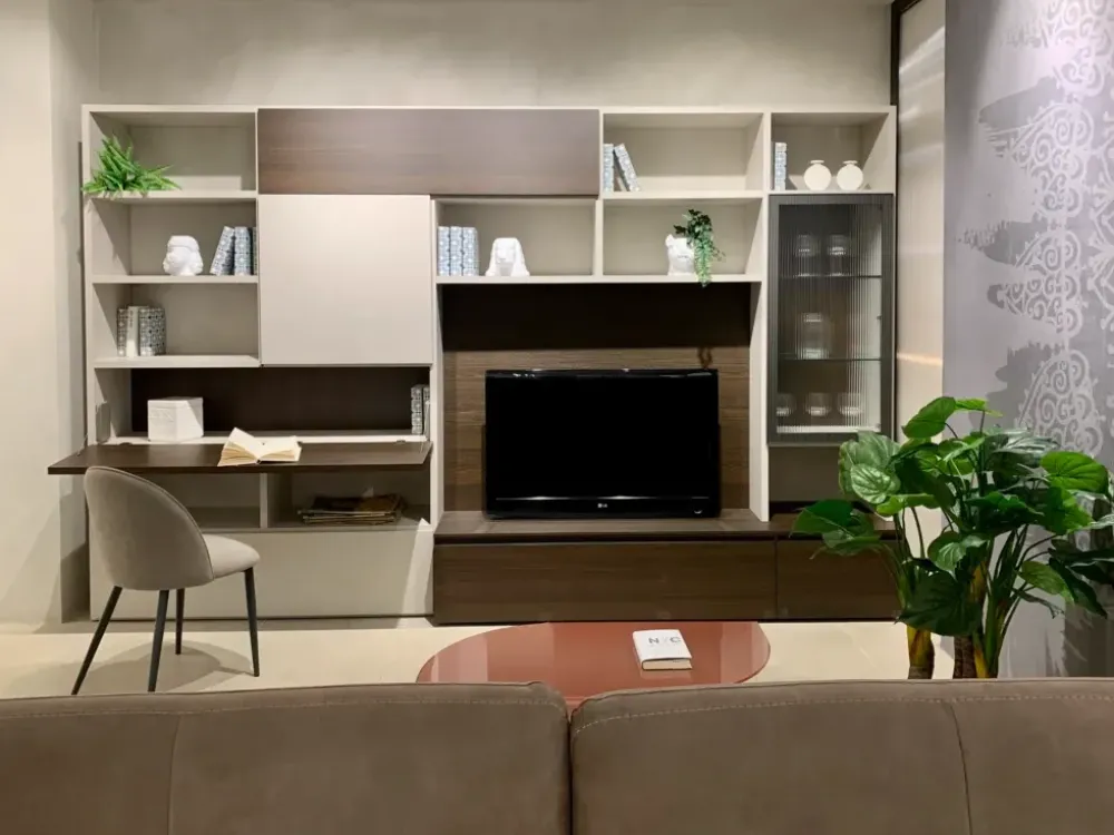 Tomasella Parete attrezzata Parete a spalla vano tv e pensili vetro di in OFFERTA OUTLET- Pareti Attrezzate