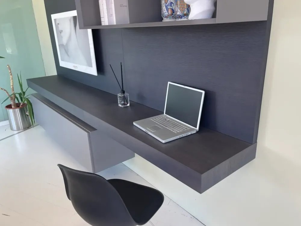 Pianca Parete attrezzata Parete tv spazio laccato di scontata del 24%- Pareti Attrezzate