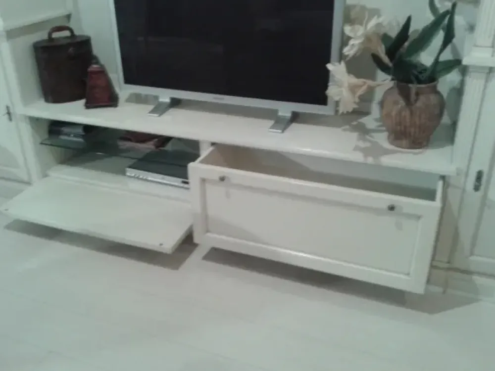 Parete attrezzata mobile boiserie in stile classico a prezzo ribassato^Prestige Sale