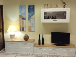 Sale Parete attrezzata Provenzale dell'azienda con uno sconto esclusivo Pareti Attrezzate