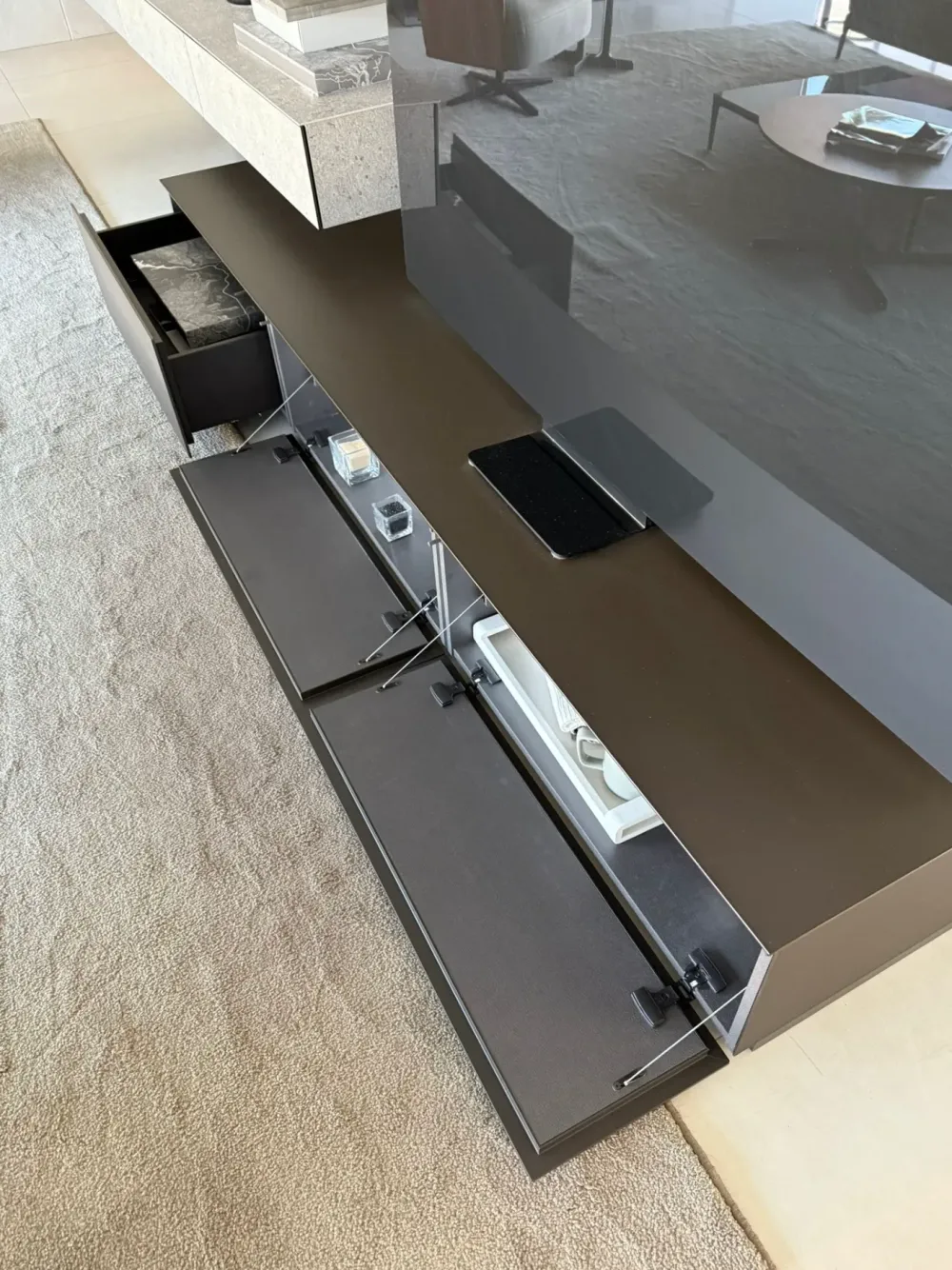 Parete attrezzata parete tv abacus di scontata del 35%^Rimadesio New