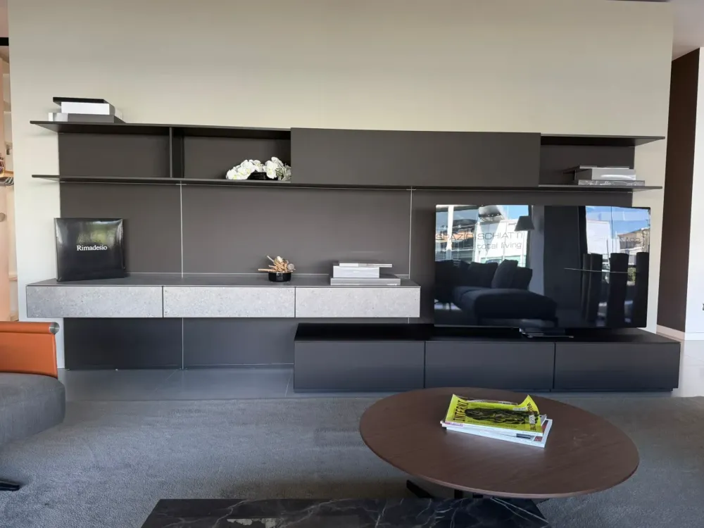 Parete attrezzata parete tv abacus di scontata del 35%^Rimadesio New