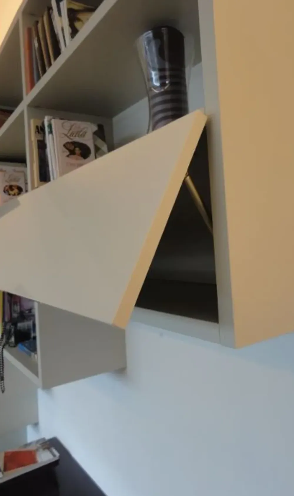 Outlet Parete attrezzata Logo lampo PREZZI OUTLET Pareti Attrezzate